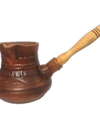 Kawiarka z drewnianym uchwytem, czerwona glina