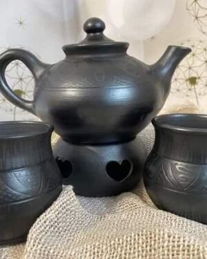 Zestaw czajnik ogrzewany + 2 kubka, czarna glina