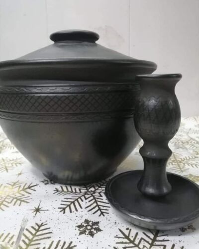 Zestaw: waza i świecznik, czarna glina