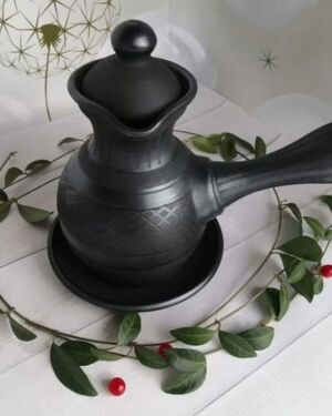 Kawiarka dekorowana, czarna glina