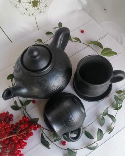 Zestaw: Czajnik i 2 kubka, czarna glina
