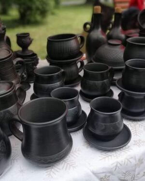 Kubek dekorowany, Rzymski, czarna glina