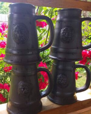 Kubek piwny, Lew, czarna glina