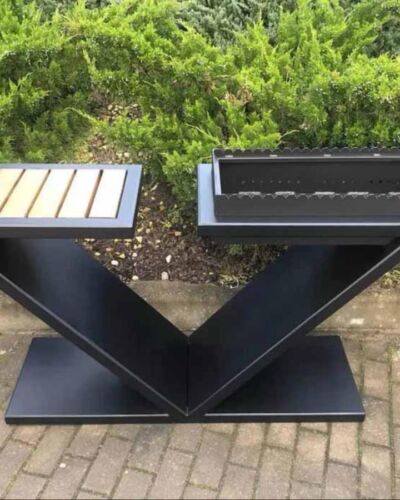 Grill węglowy w kształcie litery V, wyrób kuty
