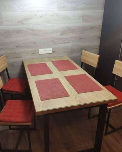 Zestaw stół + 4 krzesła, wyrób kuty