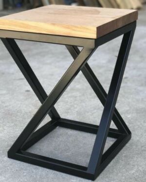 Krzesło modernistyczne litera Z, wyrób kuty